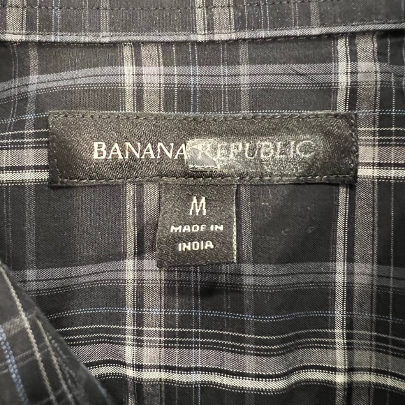 Banana Republic Men’s Short Sleeve Button Down Shirt - Picture 3 of 6